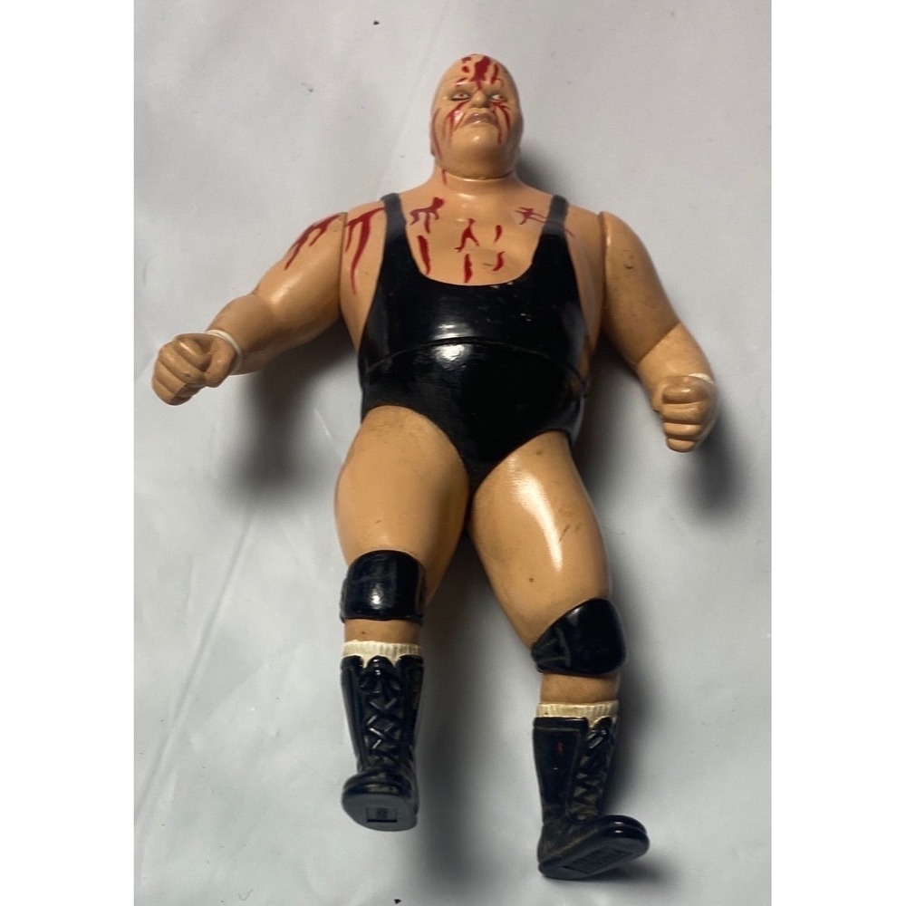 Vintage 2001 FTC Legends of Professional Wrestling Bloody King Kong Bundy Figure